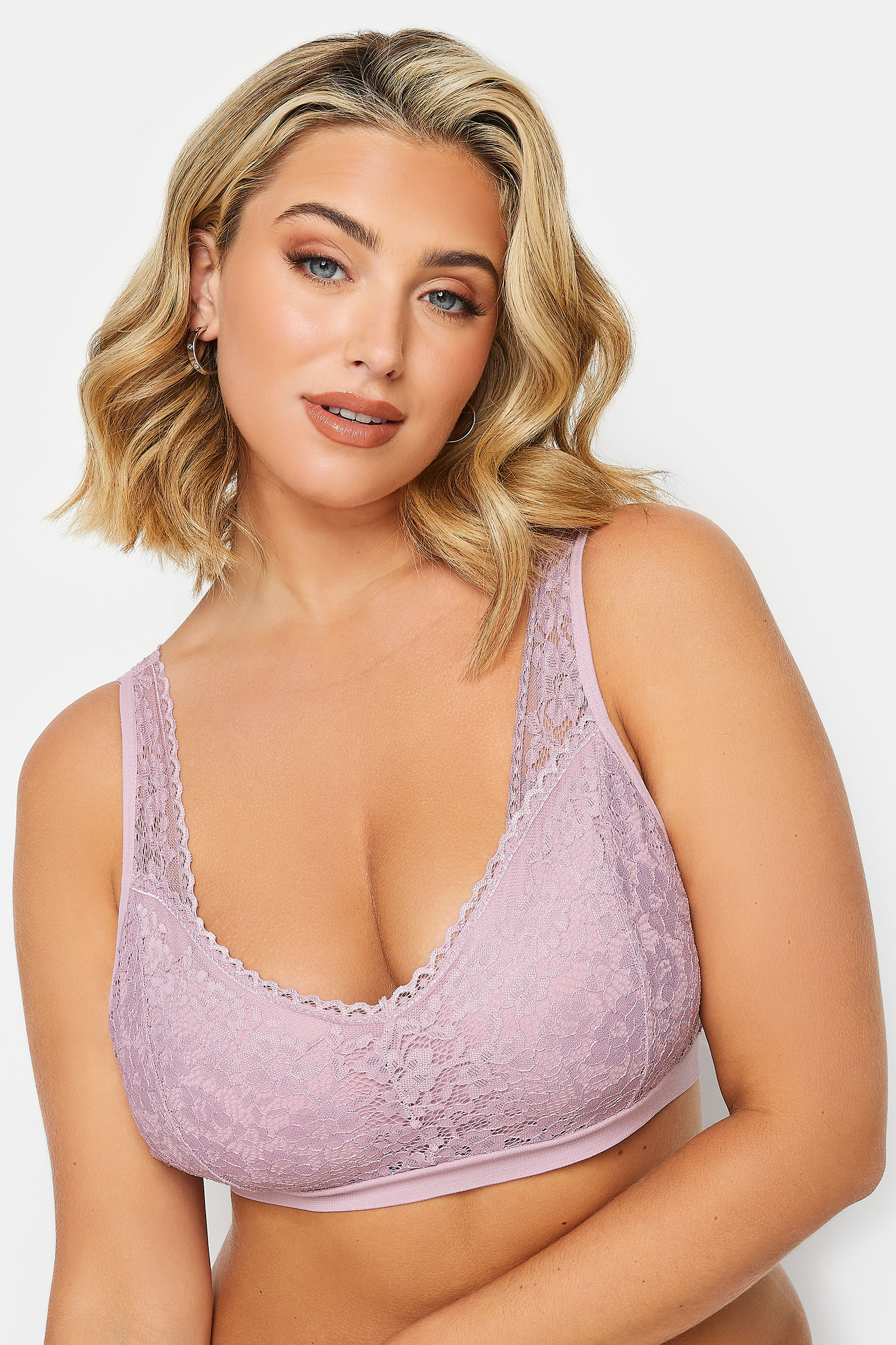 Bralette Rosa De Encaje Sin Costuras