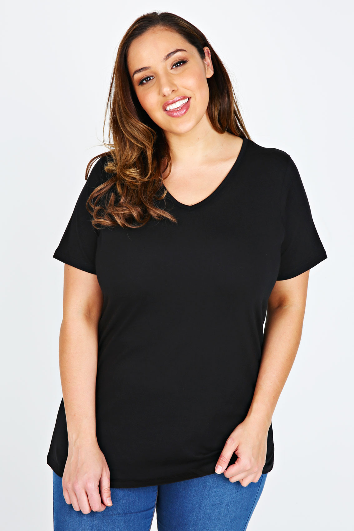 Black Plain Basic Short Sleeved V-Neck T-shirt plus Size 16 to 32