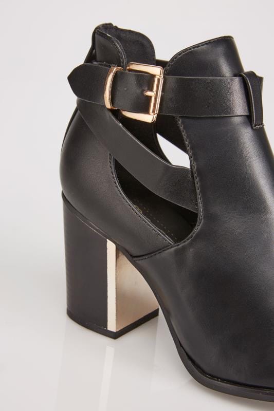 black heeled ankle boots with buckle