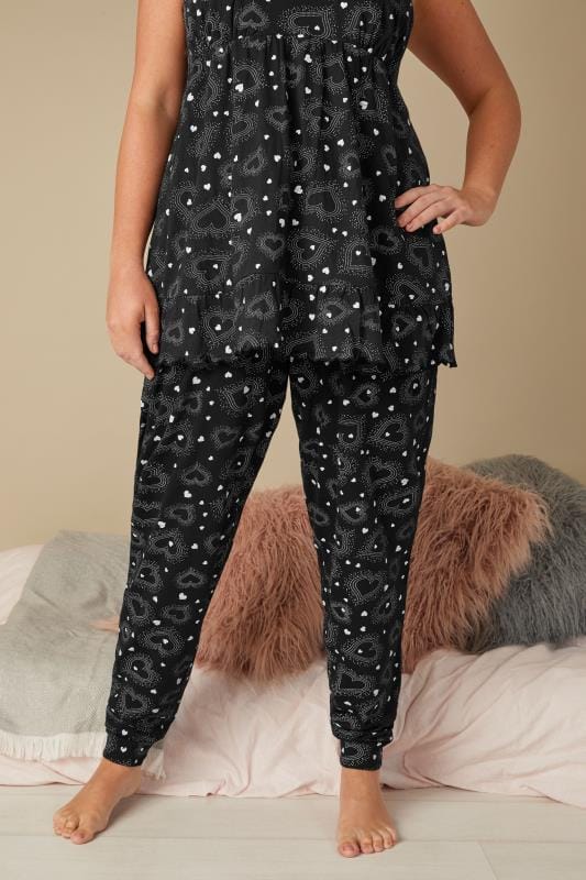 black cuffed pyjama bottoms