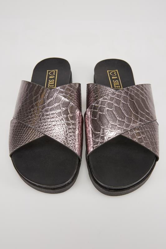 sliders with heel strap