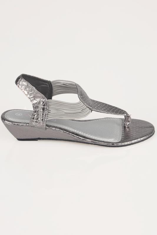 eee silver sandals