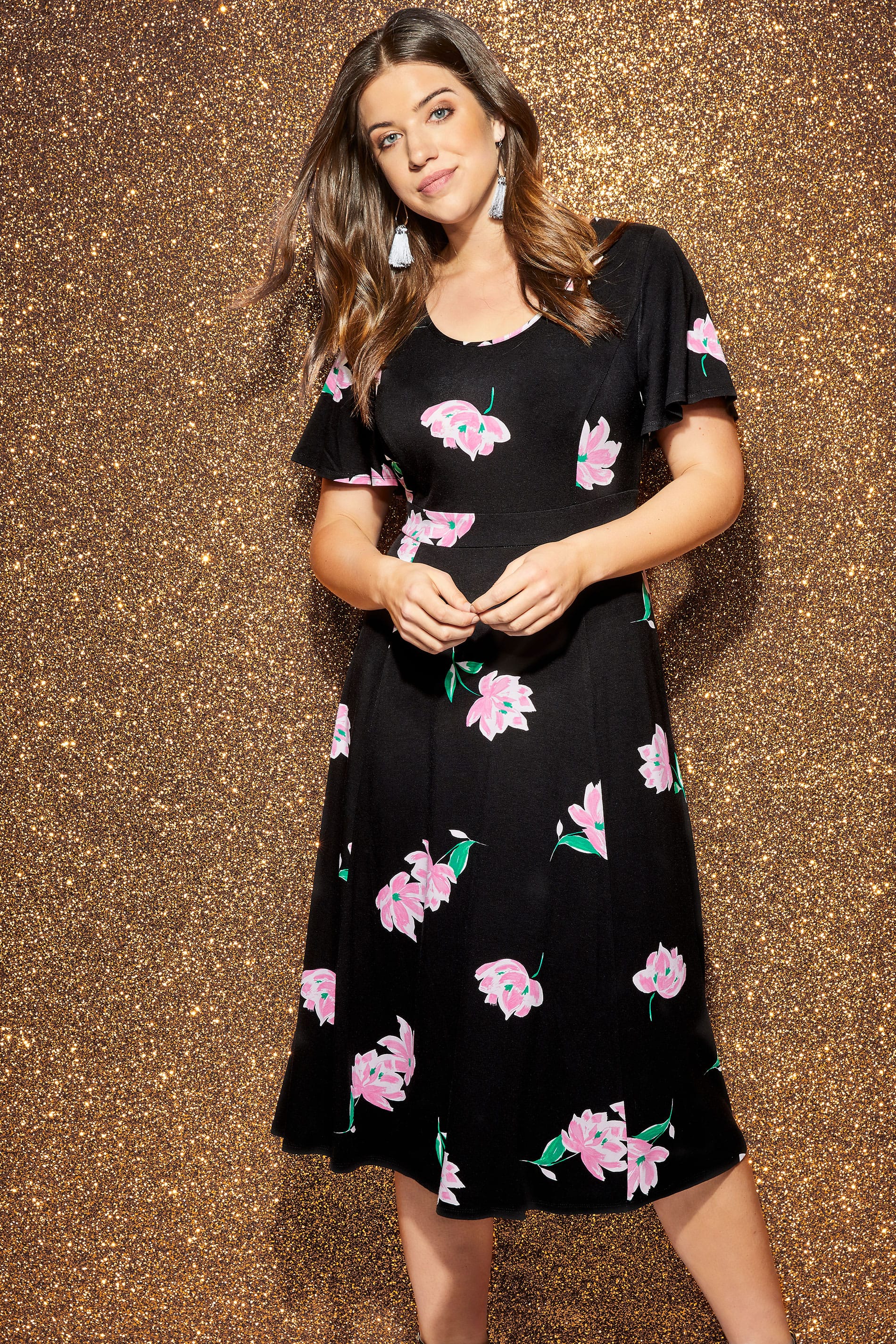 Plus Size Black & Pink Floral Midi Dress | Sizes 16 to 36 | Yours Clothing1900 x 2850