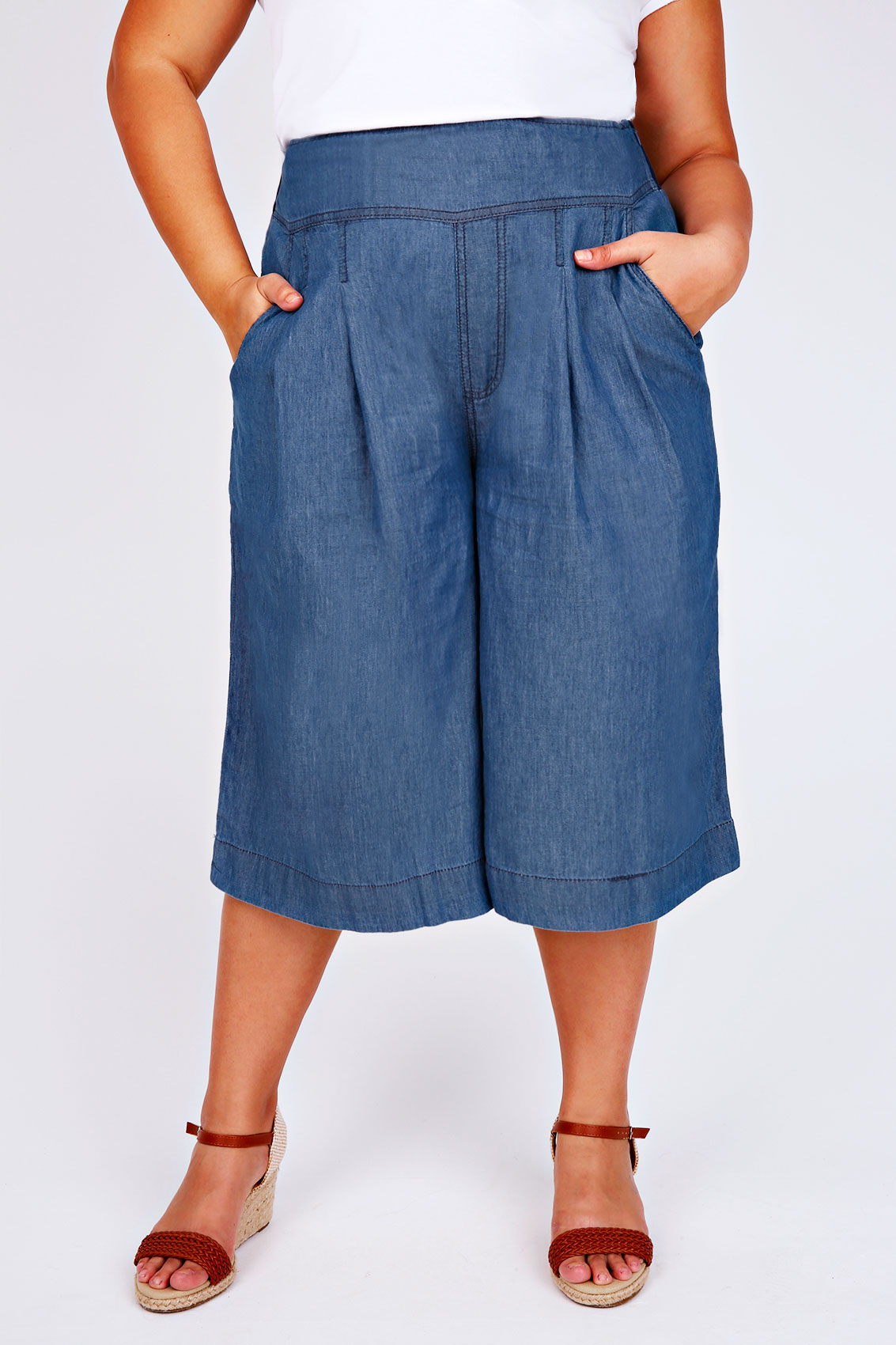 Mid Blue Denim Culottes With Pleat Detail & Pockets plus Size 16 to 32