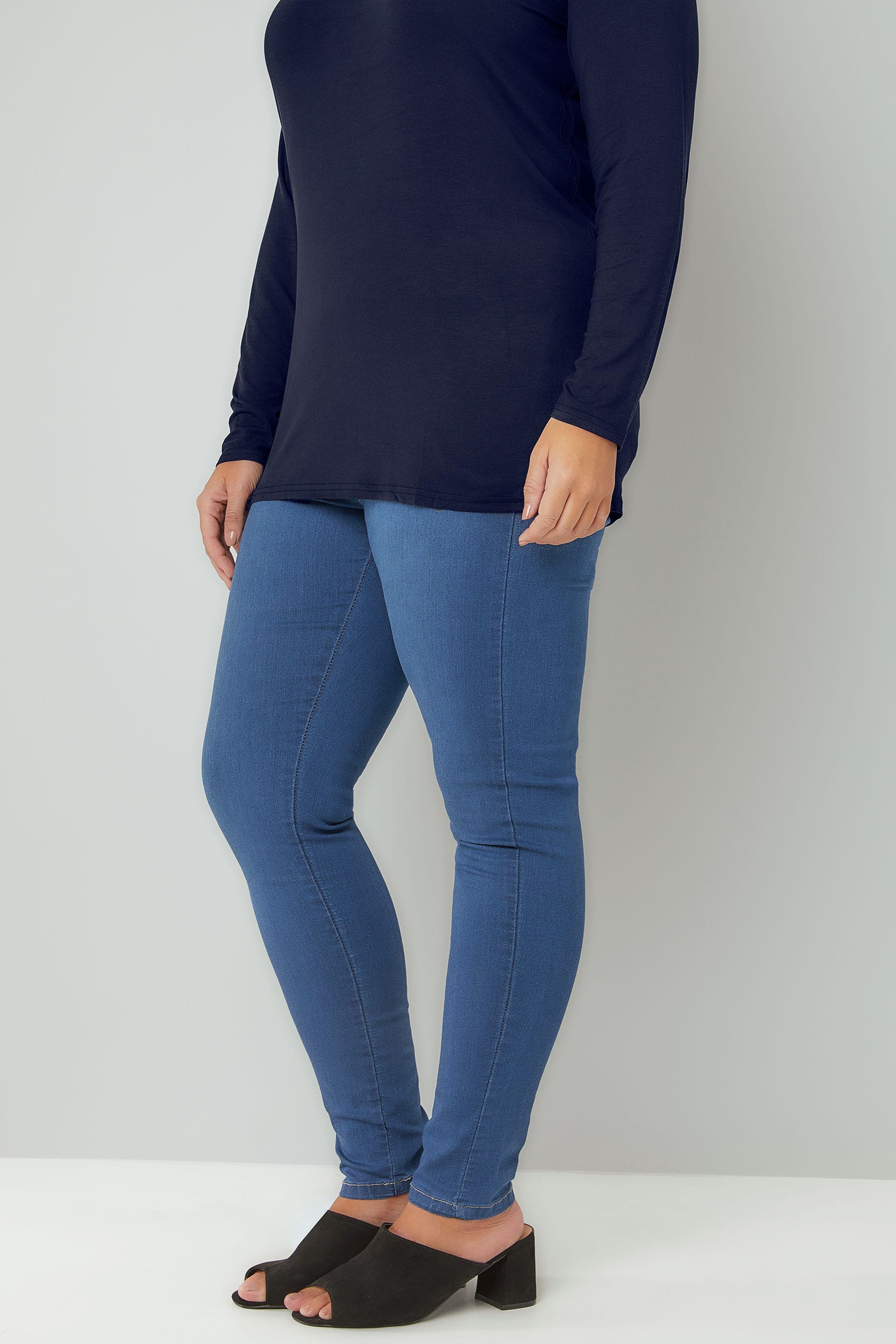 Mid Blue Pull On LOLA Jeggings, Plus size 16 to 32