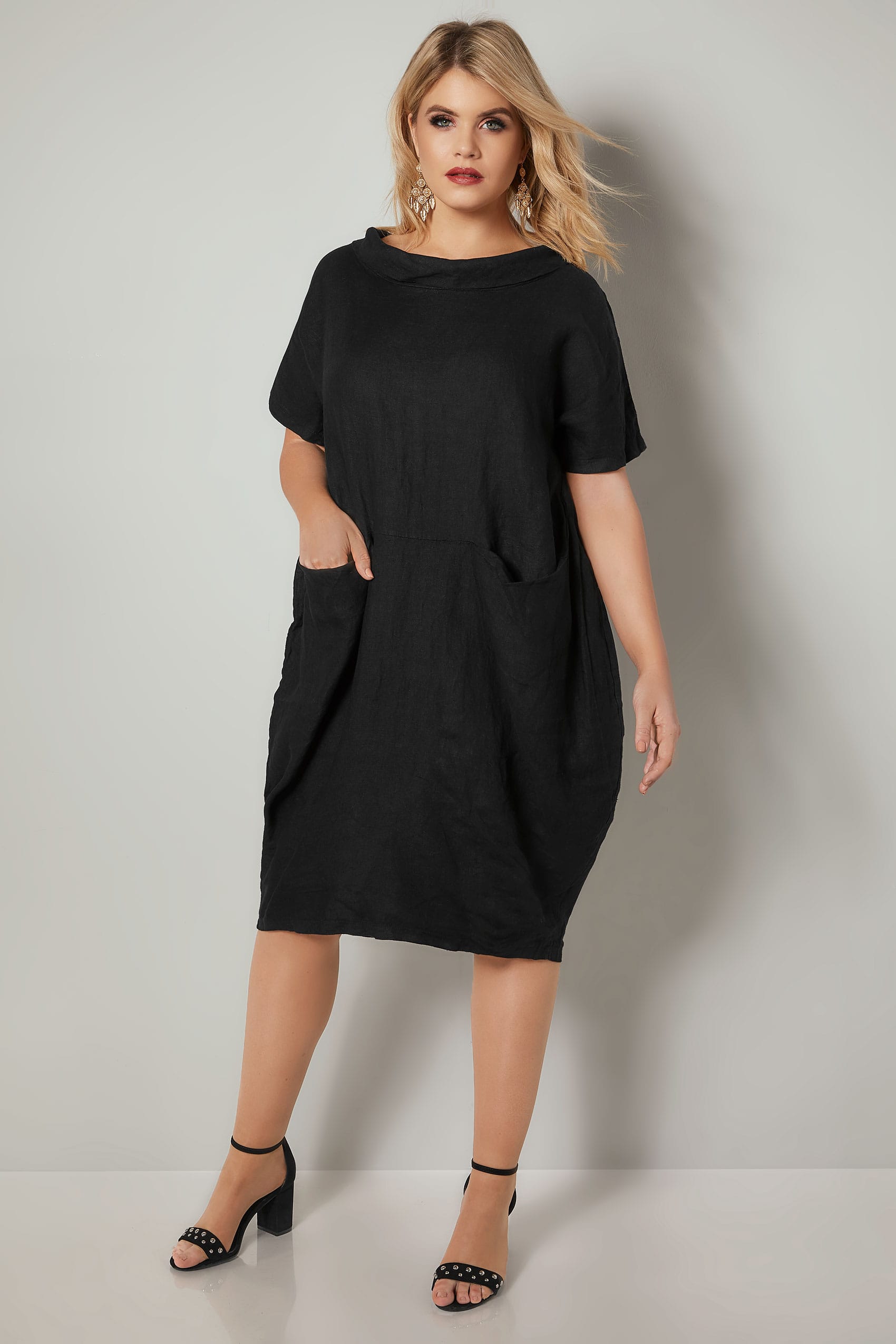 PAPRIKA Black Oversized Dress With Front Pockets, plus size 16 to 24