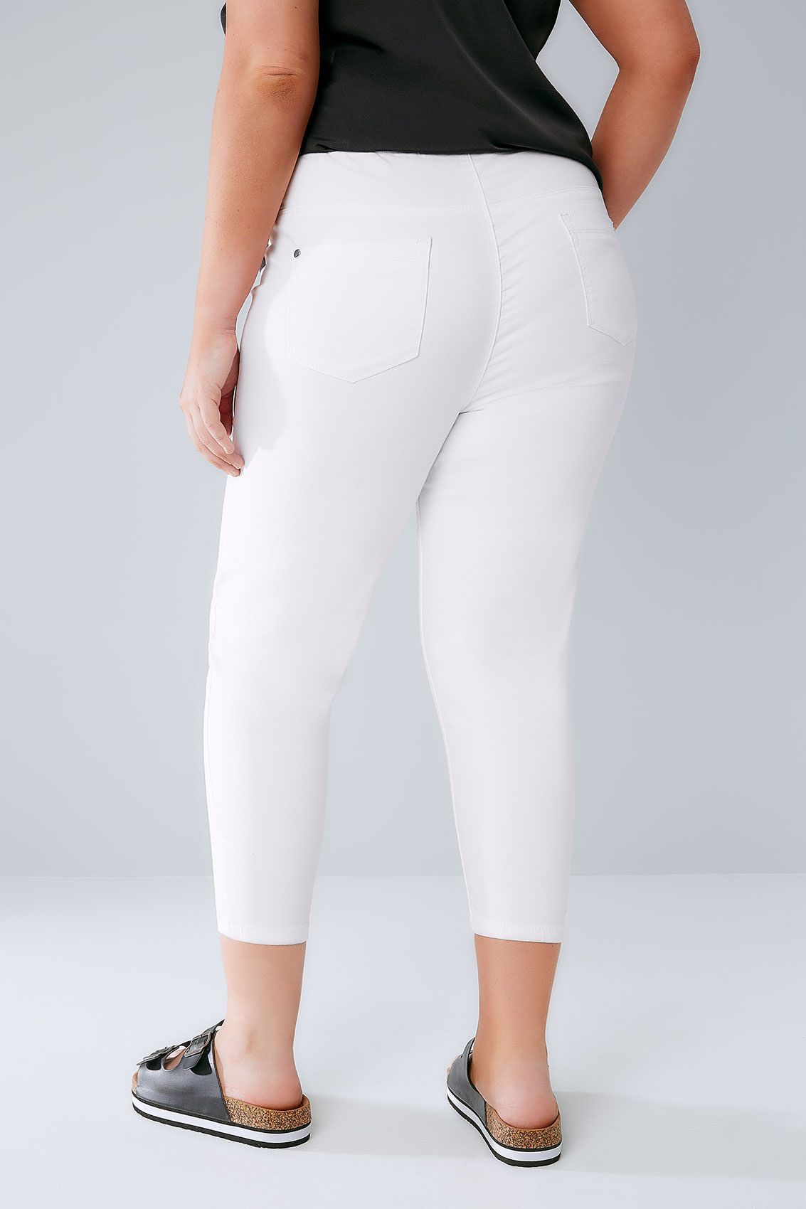 White denim jeggings